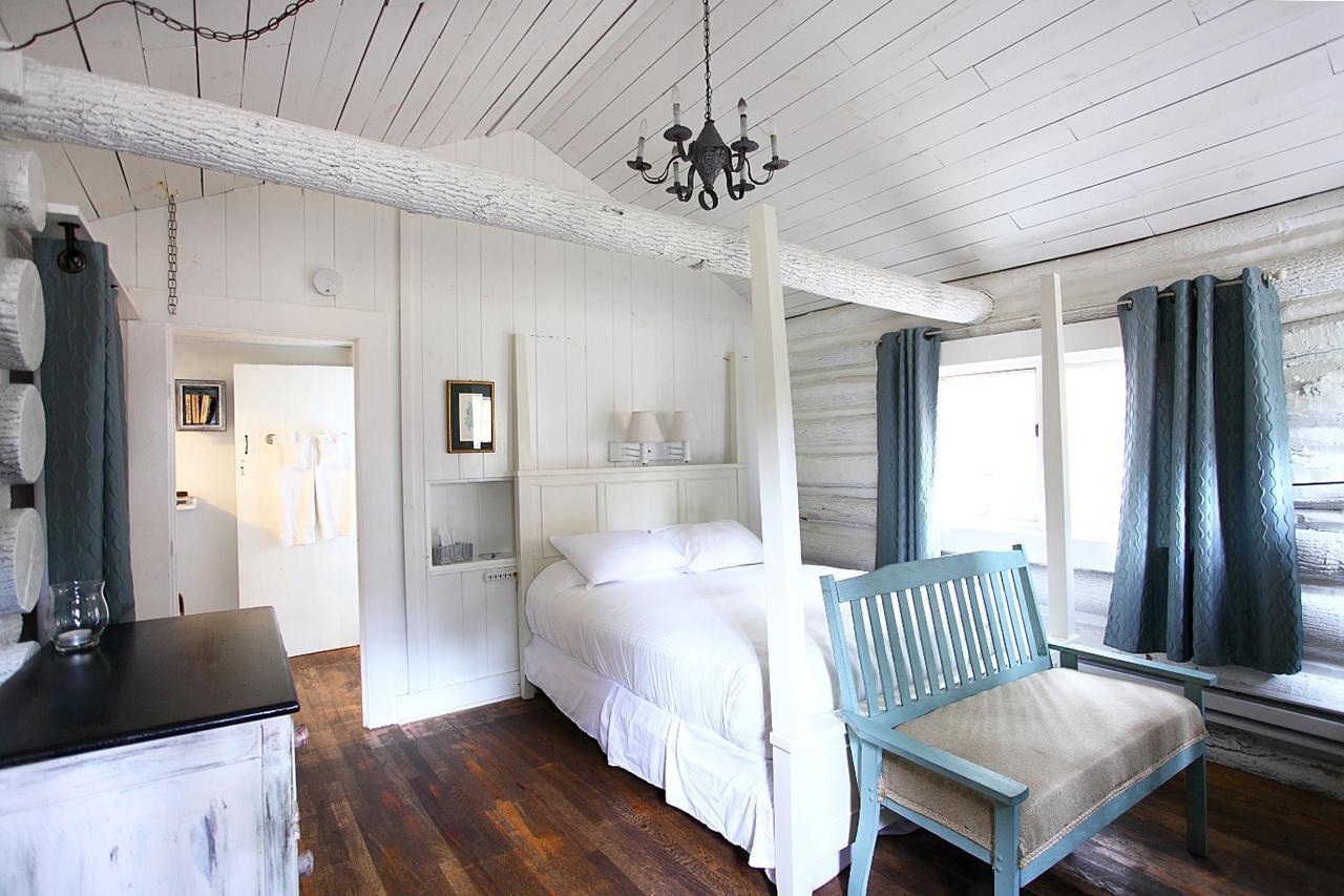 The Pines Cottages Woodfin エクステリア 写真