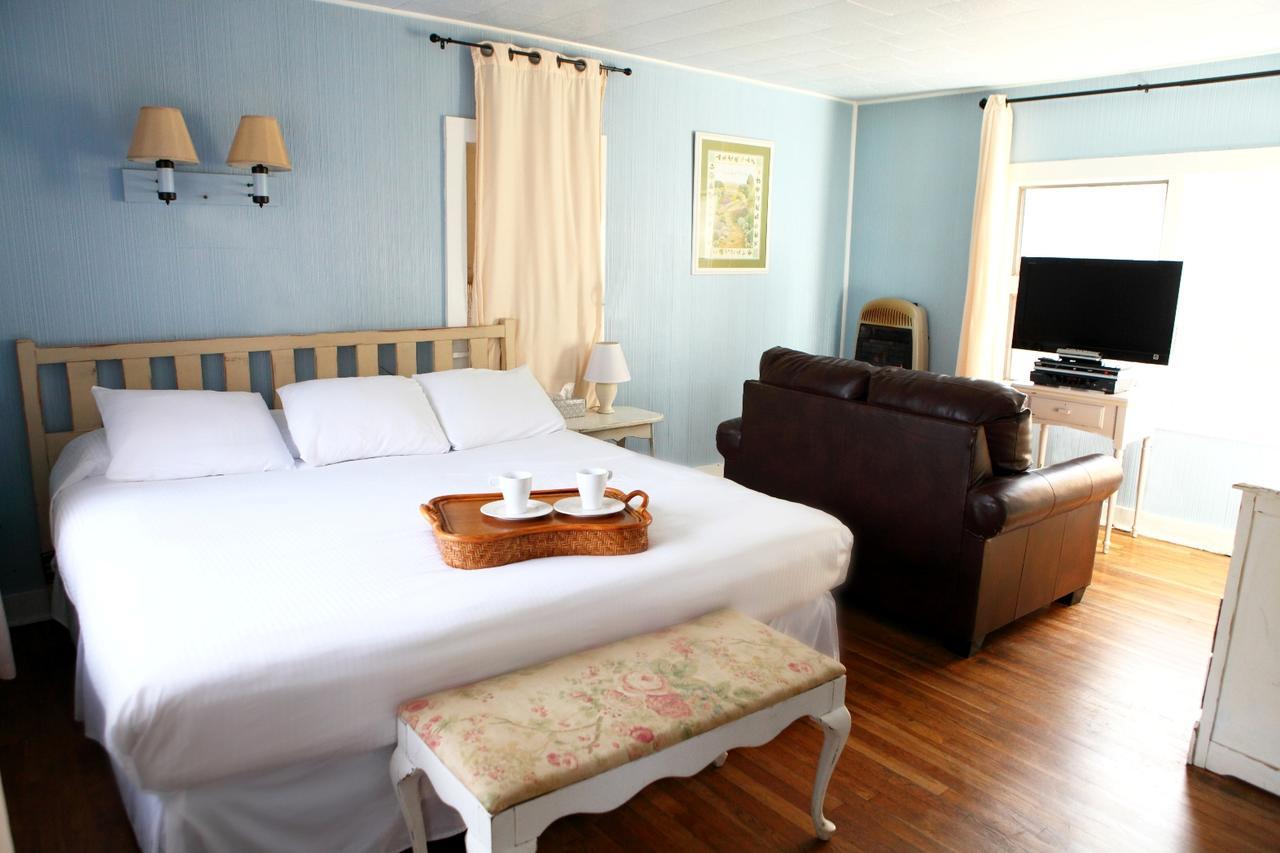 The Pines Cottages Woodfin エクステリア 写真